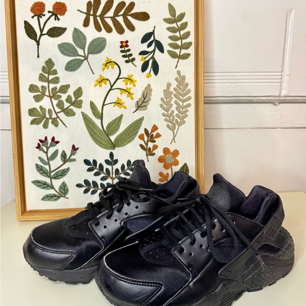 Nike Air Huarache Black - Picture 2 of 5